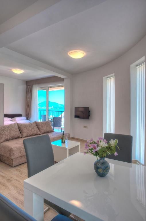 Гостевой дом Guest House Pržno Bay Свети-Стефан