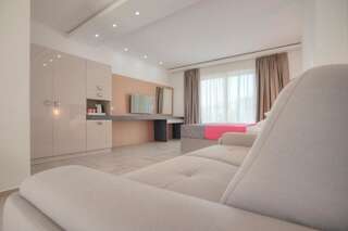 Гостевой дом Guest House Pržno Bay Свети-Стефан Семейный номер Делюкс-8