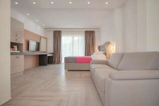 Гостевой дом Guest House Pržno Bay Свети-Стефан Семейный номер Делюкс-3