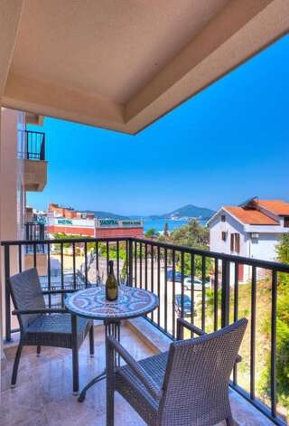 Гостевой дом Guest House Pržno Bay Свети-Стефан Номер-студио с балконом и видом на море-35